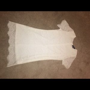 Classy white mini lace dress with sleaves